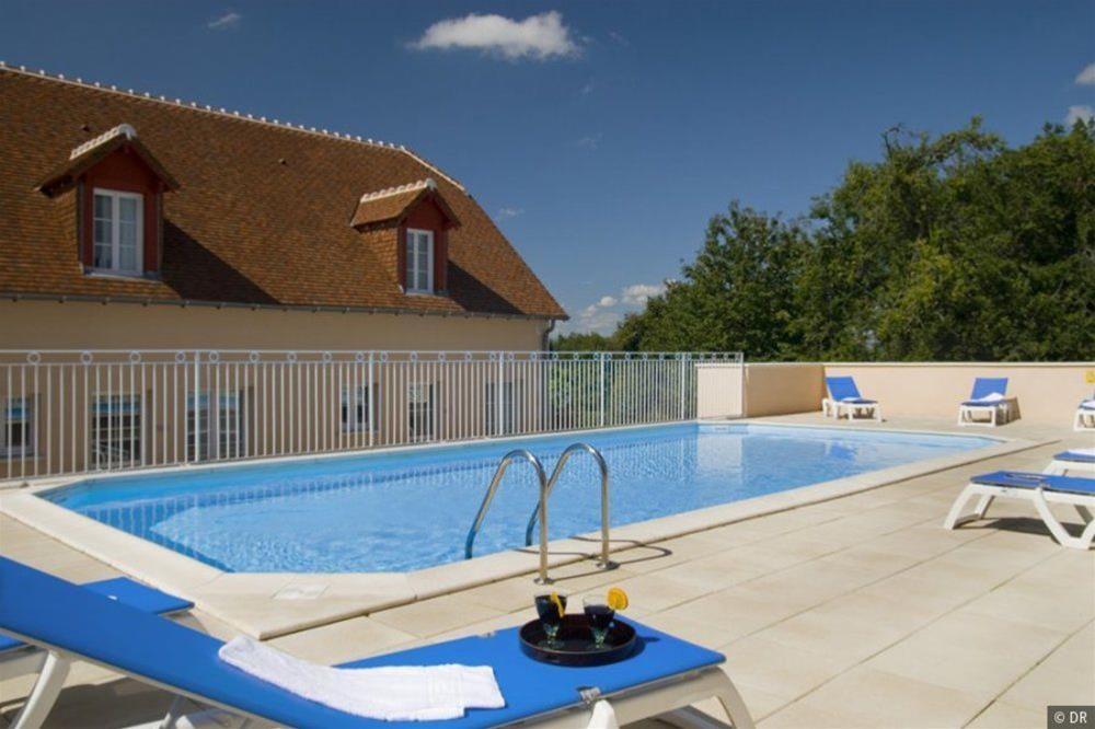 Terres De France - Appart'Hotel La Roche-Posay Exteriör bild