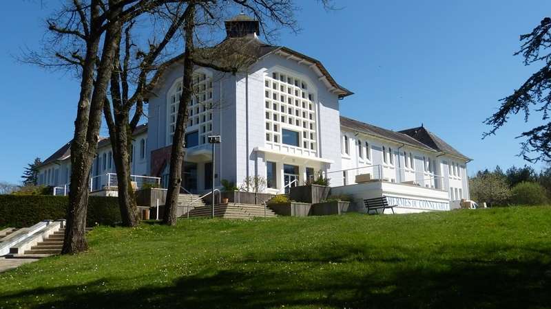 Terres De France - Appart'Hotel La Roche-Posay Exteriör bild